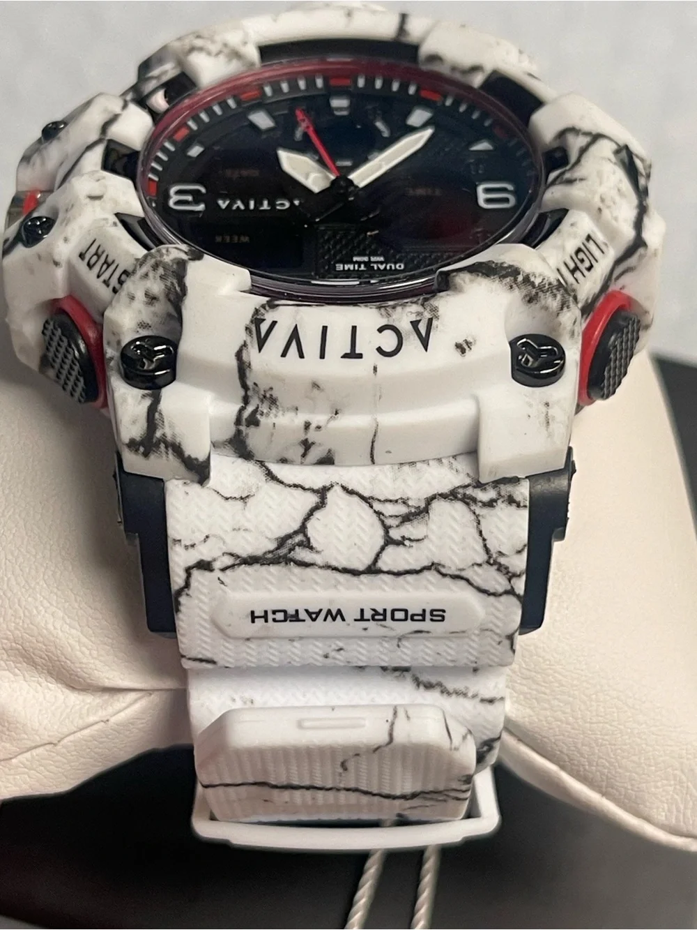 Activa X Invicta Analog Digital Men's Watch - 49mm. Camouflage. White & Black